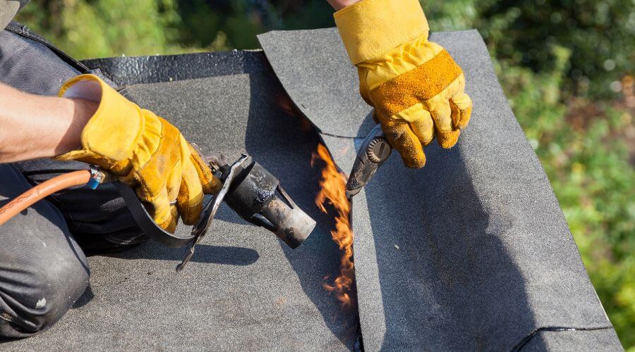 Expert Emergency Roof Repairs services in Prairie, MS